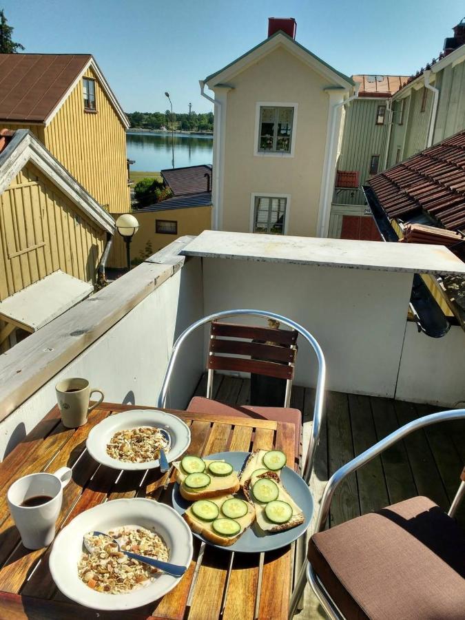 Central Laegenhet I 1700-Talshus Västervik Extérieur photo