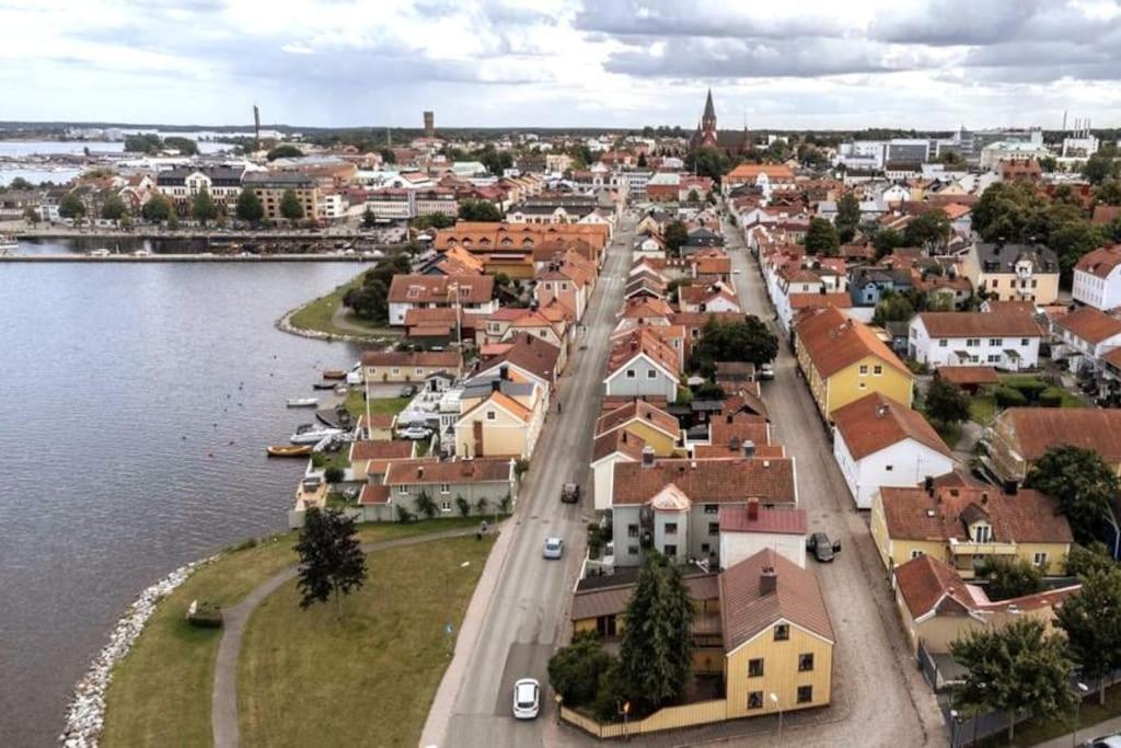 Central Laegenhet I 1700-Talshus Västervik Extérieur photo